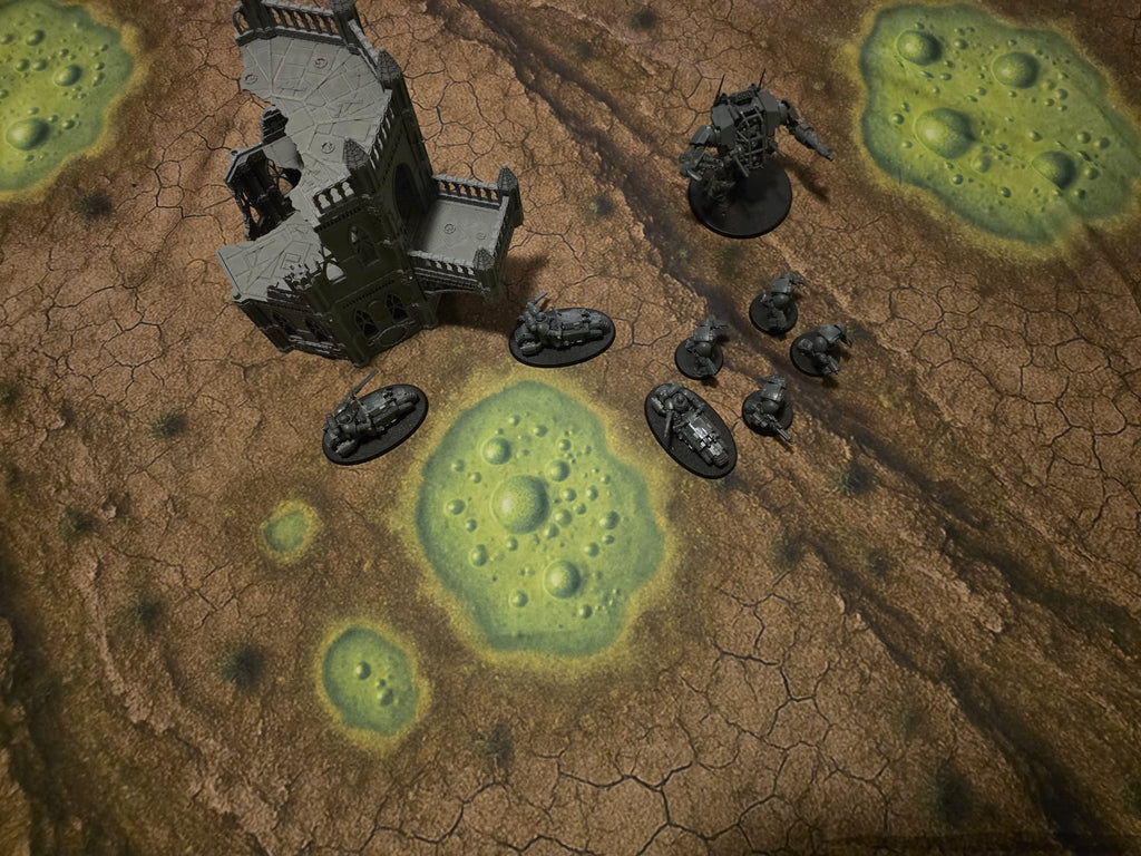 scenery and marines on ultra cheap toxic desert battlemat